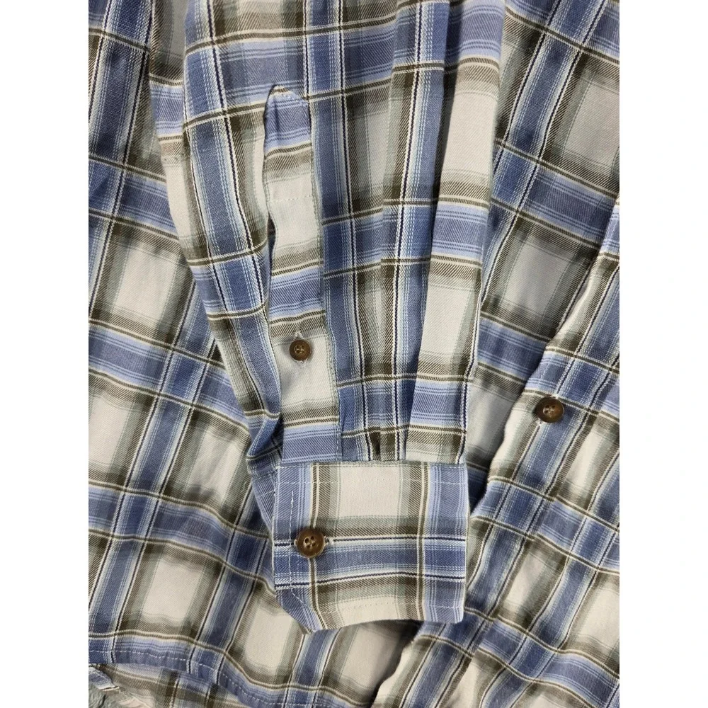 Walnut Creek Mens XL Blue White Plaid Long Sleeve Button Down Shirt Cotton Blend